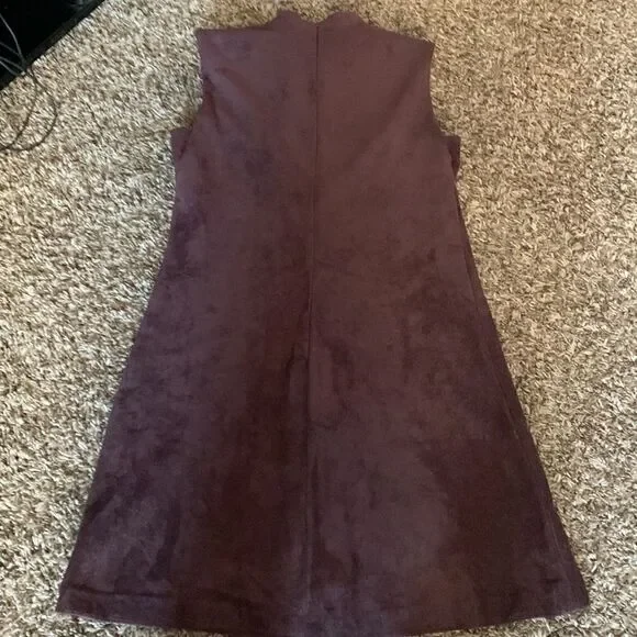 Ivanka Trump plum/purple velvet dress, size 8. - Picture 9 of 10